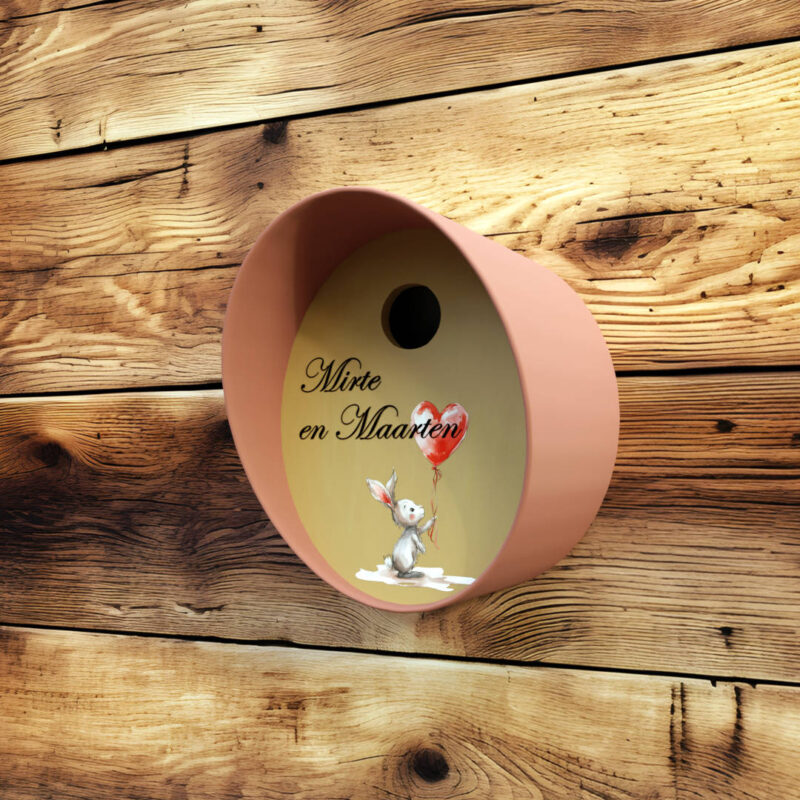 vogelhuisje bruin met rond gat schutting met bedrukking_2
