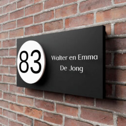 Naambord Zwart met Rond Huisnummer links
